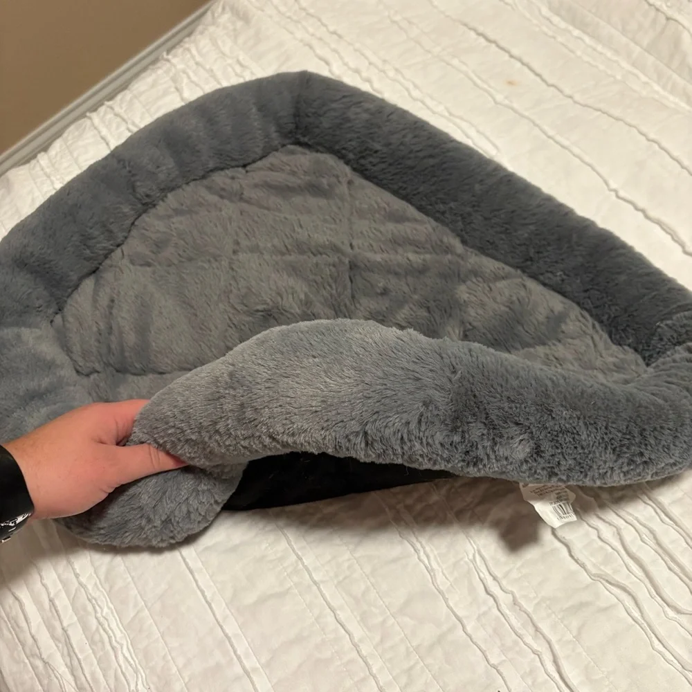 24” plush crate mat for dogs